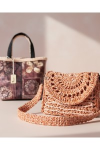 Boho chic χειροποίητη πλεκτή τσάντα σε έντονη κοραλλί απόχρωση