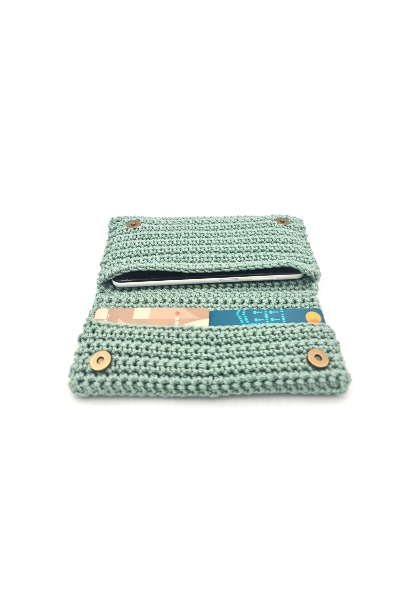 Handmade crochet wallet in mint green with bronze magnetic snap closures