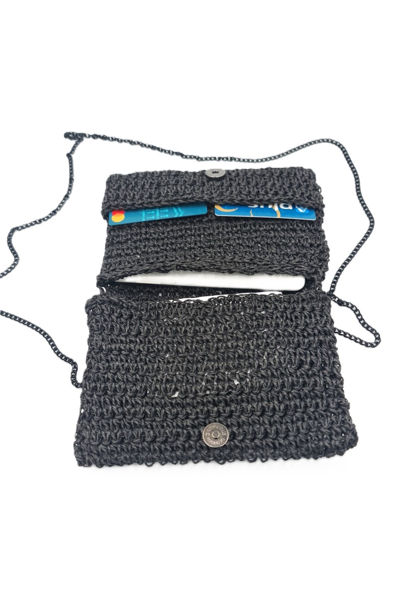 Handmade straw bag - black